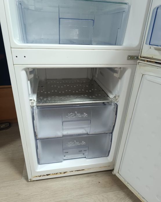 Продам холодильник Beko