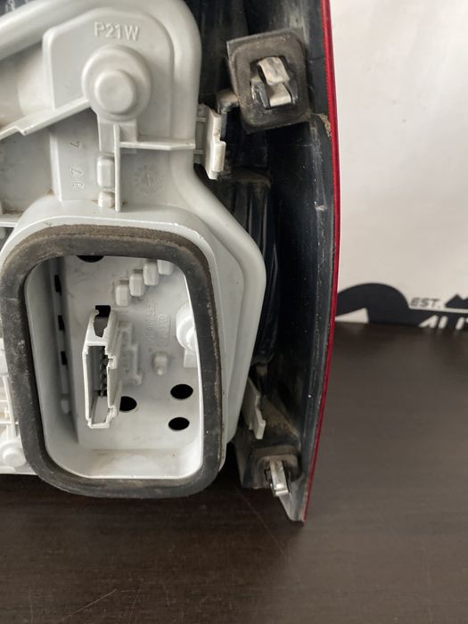 Stop stanga Vw Polo 9N