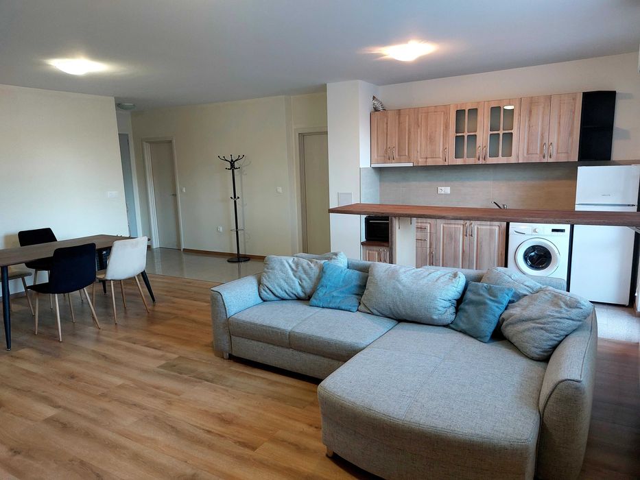 Давам под наем двустаен ап. кв. Витоша, 650 €, 75 м2