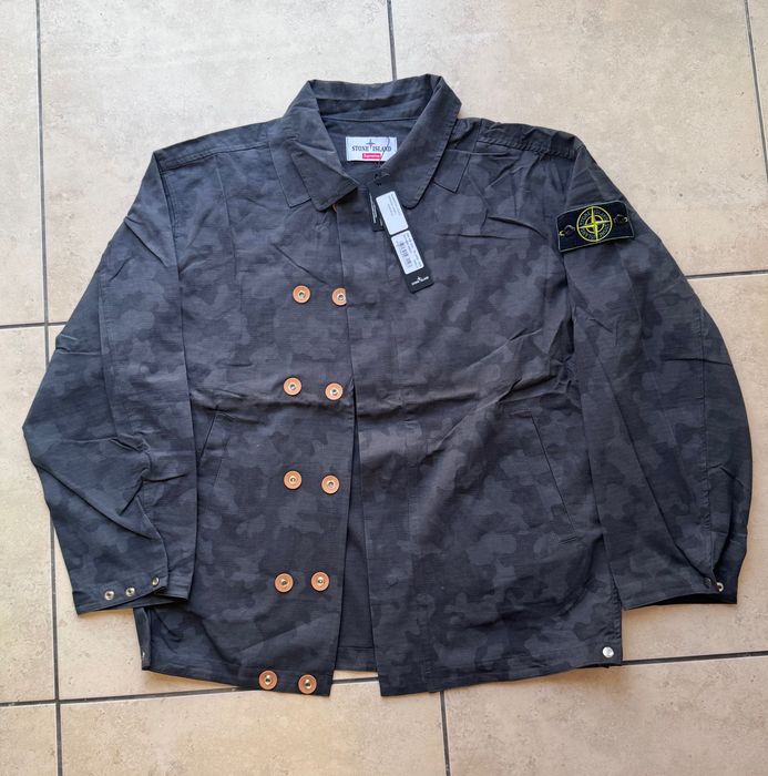 Stone island supreme