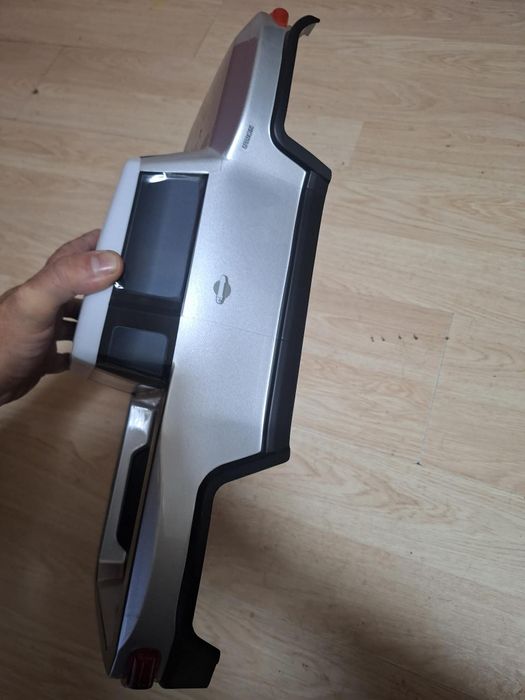 Прадавам два модела