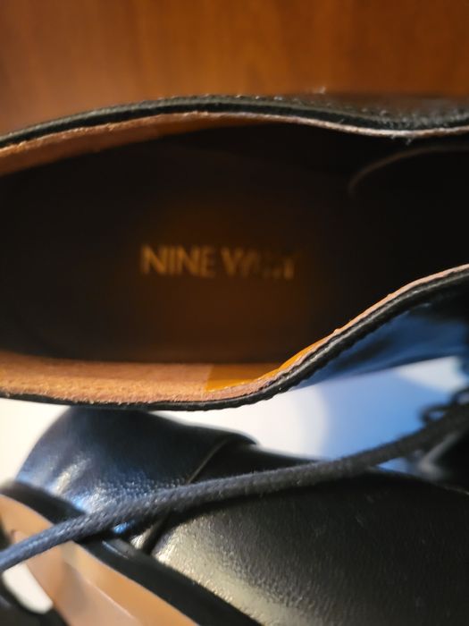 Продам женскую обувь за 2500