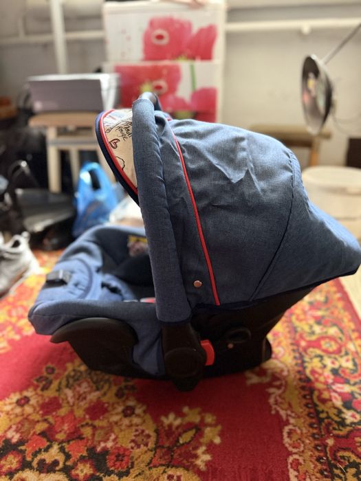 Автокресло до 6 мес