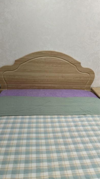 Продам спальный гарнитур
