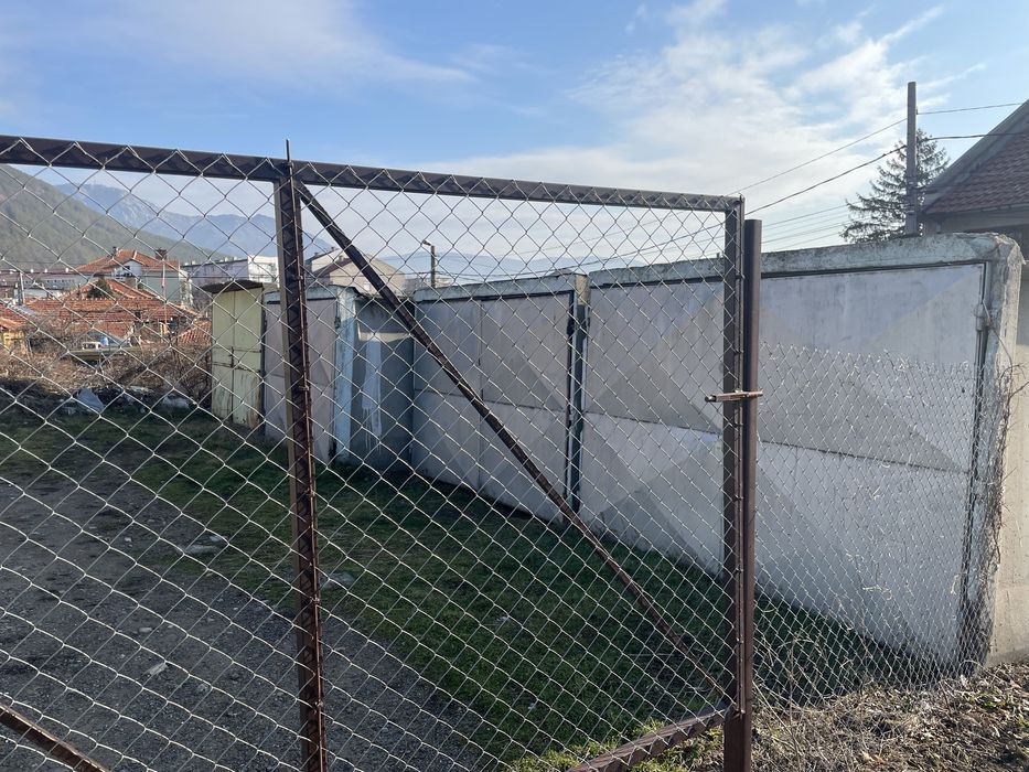 Дава се под наем Гараж / Паркомясто в Сливен, Даме Груев - 12 кв.м за 45.9 € - Снимка #3