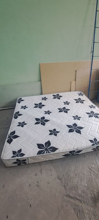 Срочна продаю матрас
