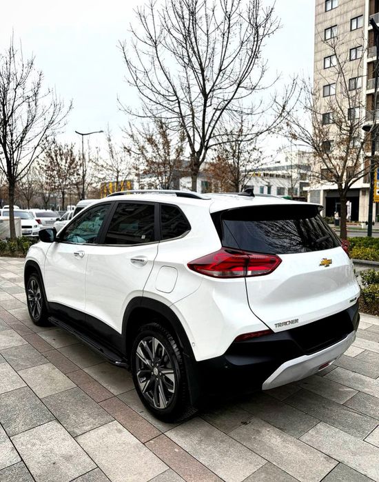 Tracker 2 Primier Plus 2024