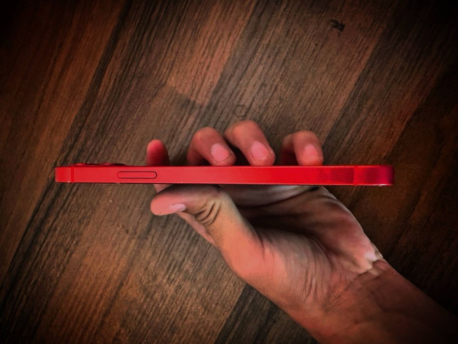 IPhone 12 RED  обмен  13 13про с мой доп