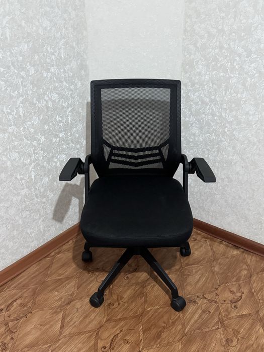 Продам Офисное кресло
