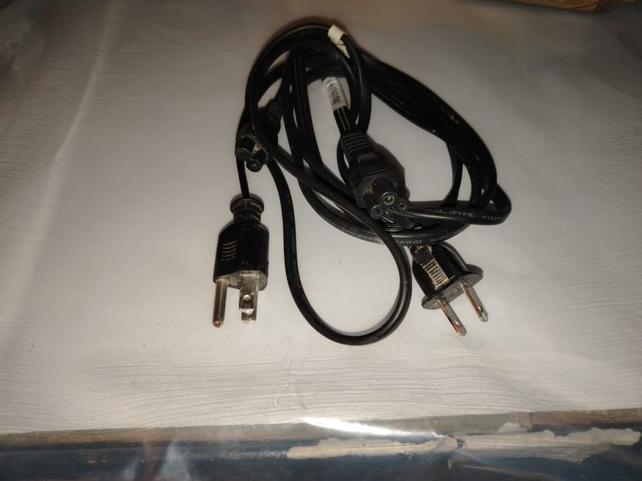 Cabluri alimentare tip „Mickey Mouse” (C5) + ștecher US