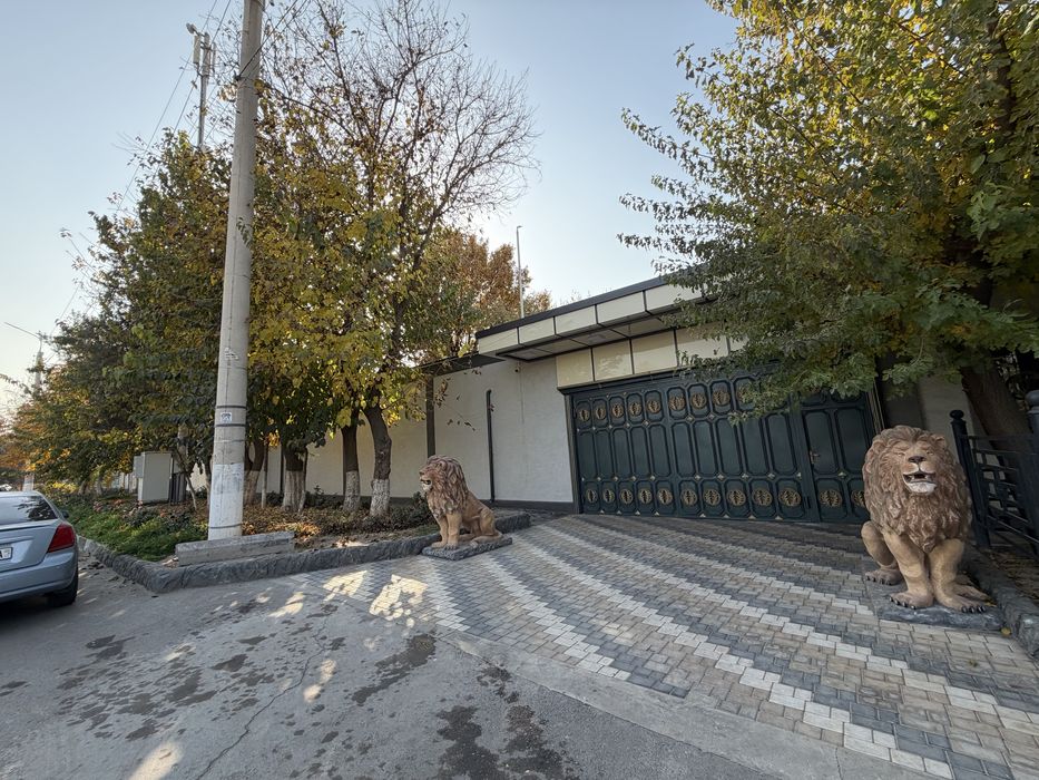 16 соток в доль дороги Дом в аренду под Офис , Резеденцию