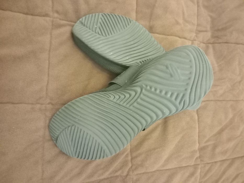 Мъжки спортни обувки 45 номер