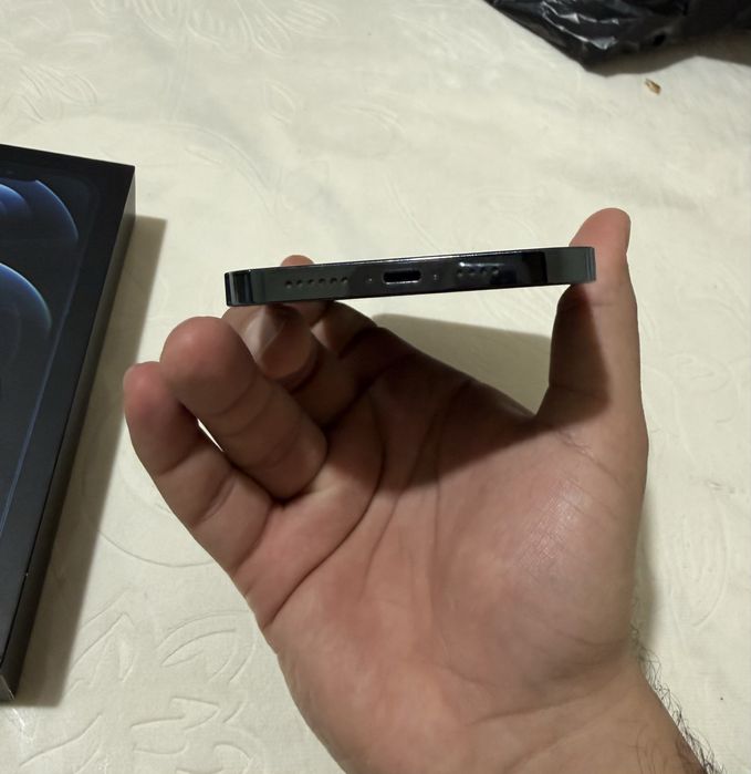 Продам iPhone 12 Pro Max 128 GB в отличном состоянии!!!