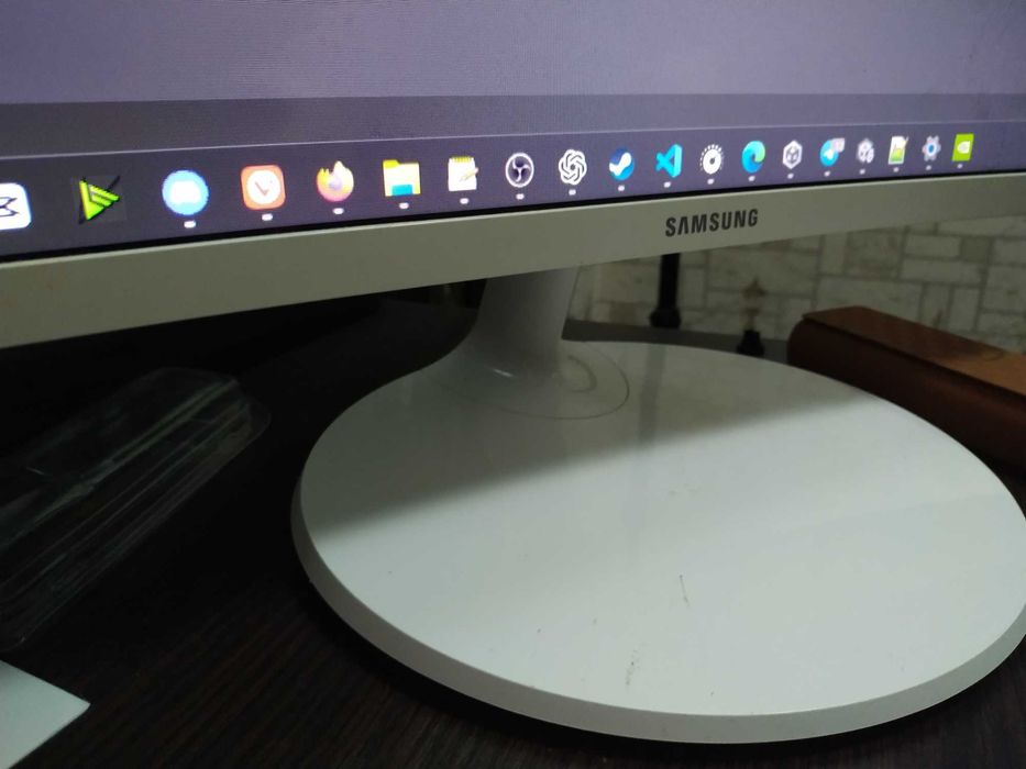 Монитор Samsung CF39 31.5.