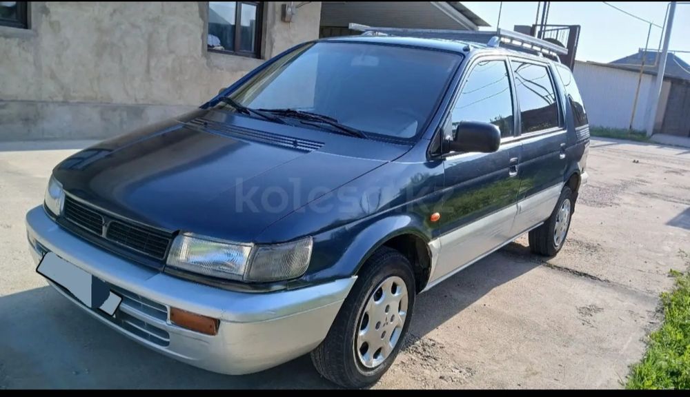 Мицубиси спейс вагон