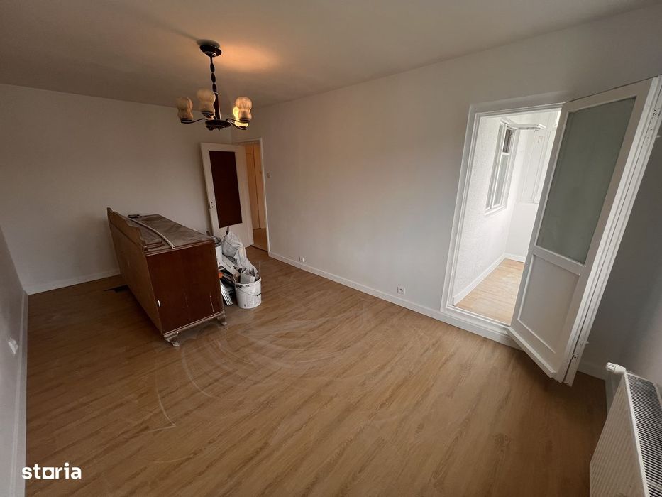 Apartament 3 camere Dristor, etaj 4, 70mp