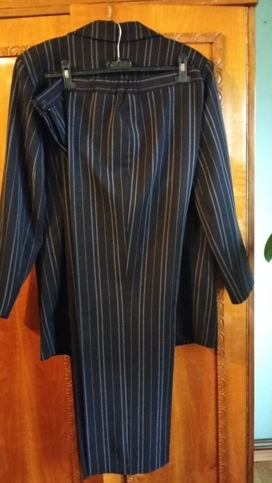 Costum damă cu pantaloni