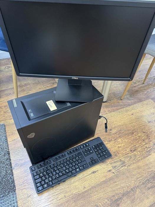Компютърна конфигурация Dell