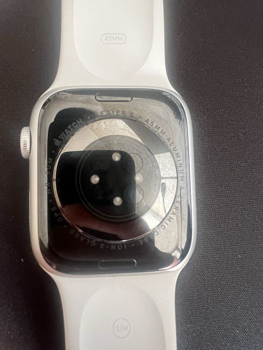 Продам apple watch 8, 45mm