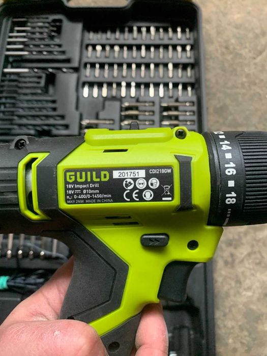 Комплект винтоверт свредла и битове GUILD