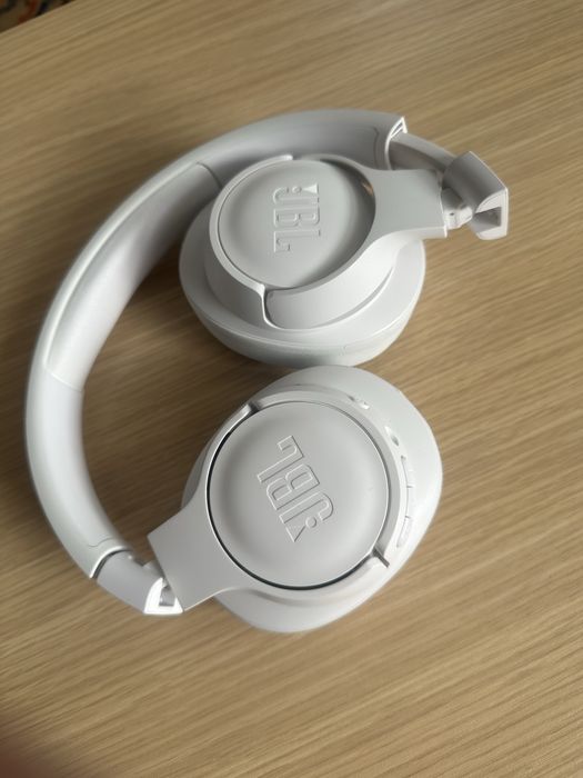 Căști JBL Tune 710 BT – White, wireless Bluetooth