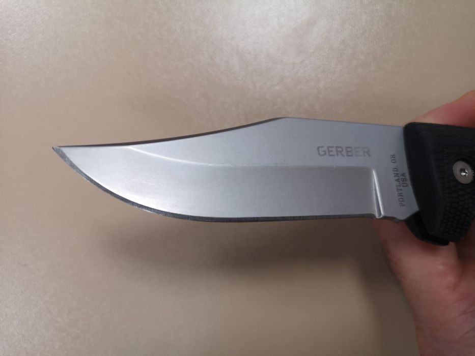 Cutit briceag Gerber Gator USA clip point original