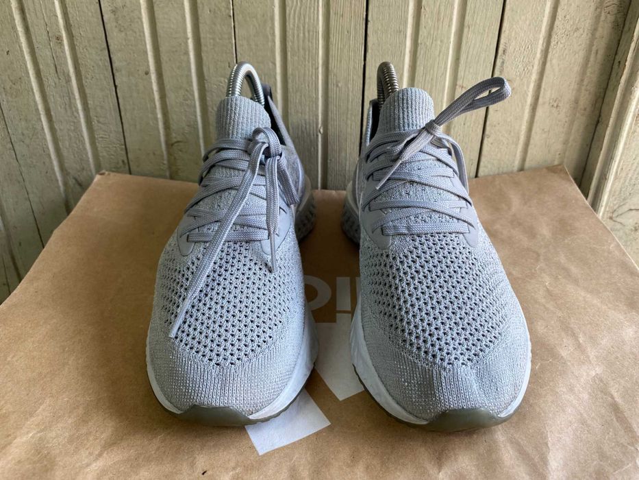 ''Nike Epic React Flyknit''оригинални маратонки 37.5 номер