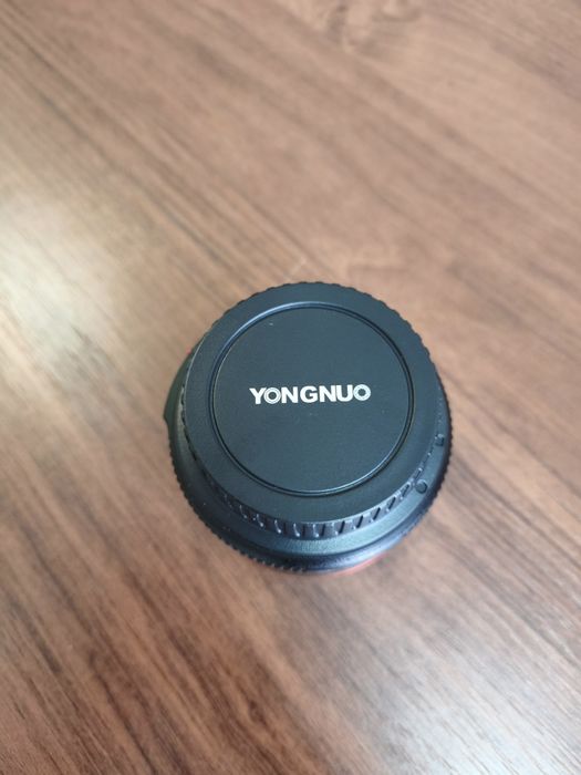 Объектив для Кенон  50мм