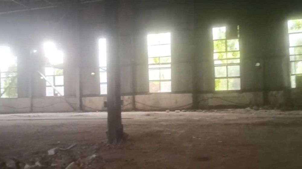 ХХХ Аренда склад 2250 м2 кран балка 12 т.  Сергелийский район