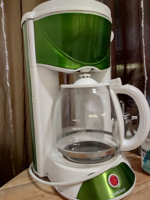 Продам кофеварку