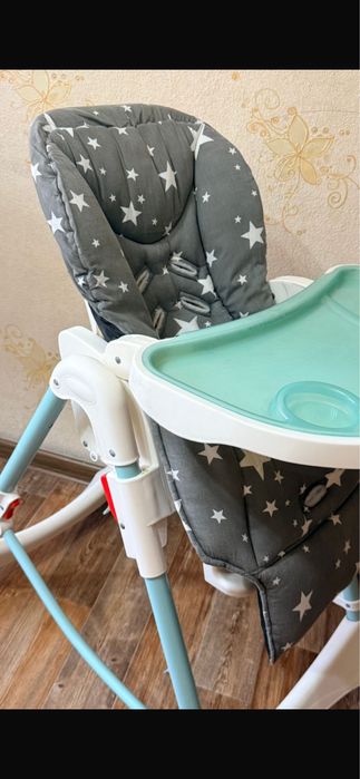 СРОЧНО ПРОДАМ!. Детский стульчик для кормление