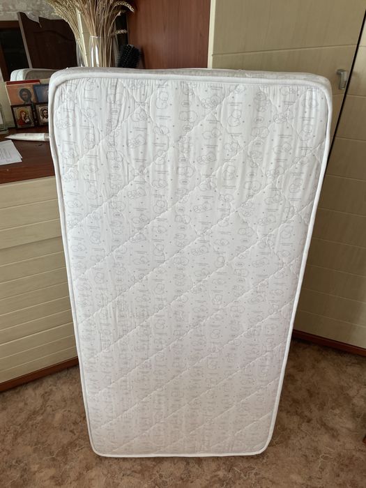 Кроватка детская