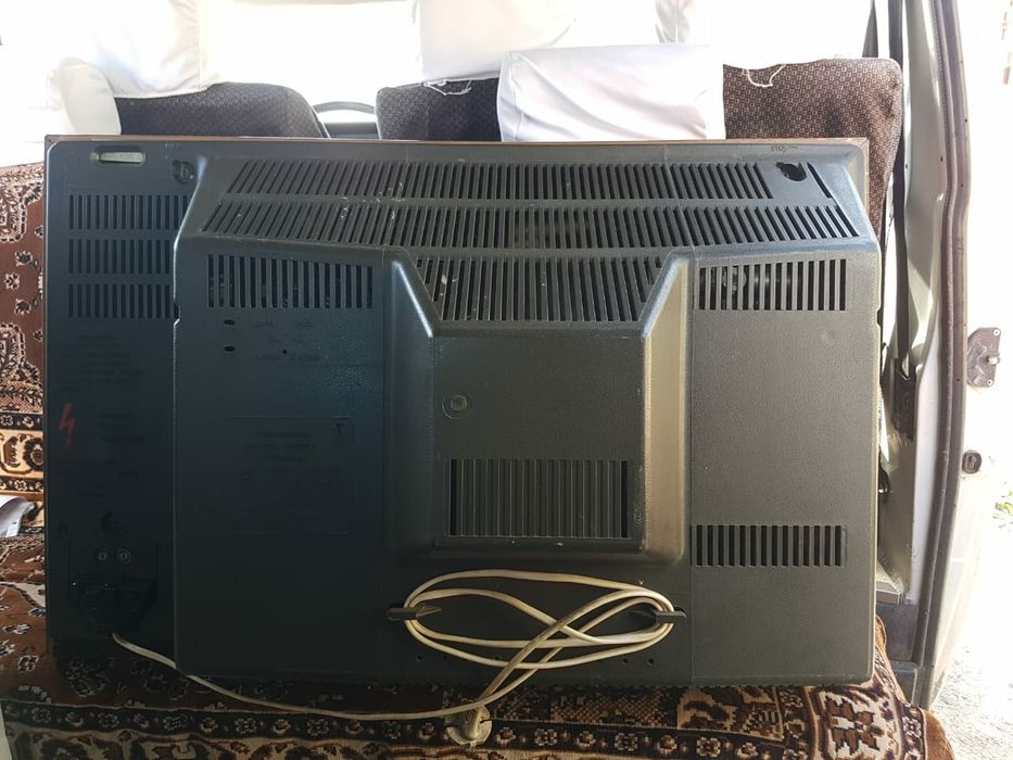 Продам телевизор