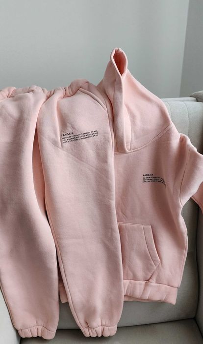 Теплый костюм на 8- 9 лет