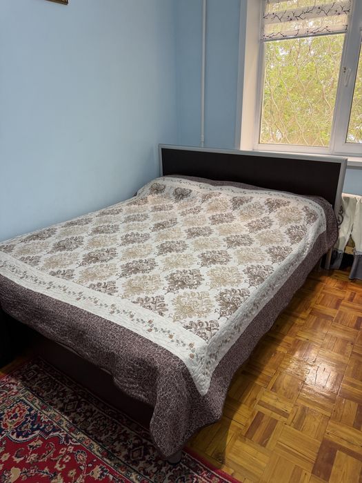 Кровать с ортопедическим матрасом