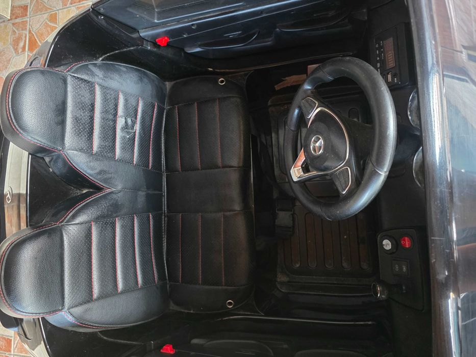Акумулаторна детска кола Mercedes