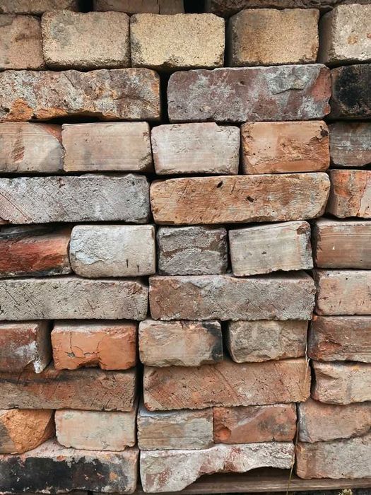 Продаю стандартный кирпич