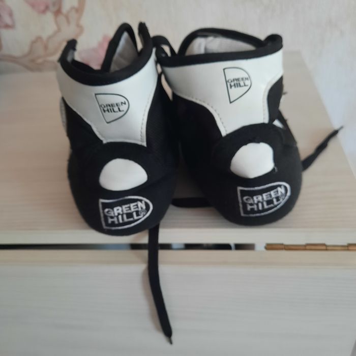 Продам борцовки б/у в отличном состоянии