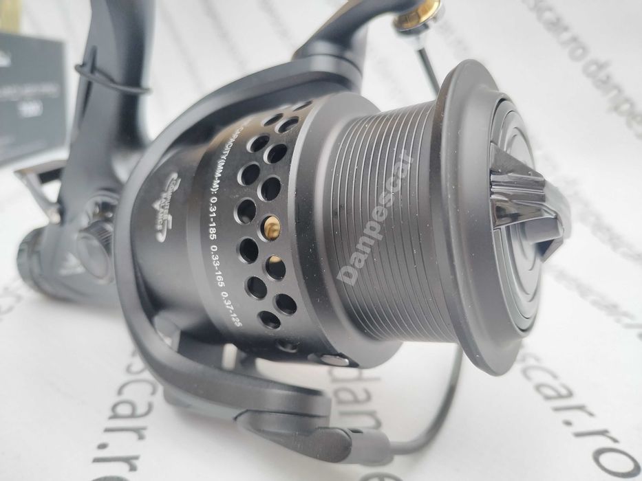 Mulineta CRAP EastShark HACHER PRO 7000  0,31mm/185m tambur longcast