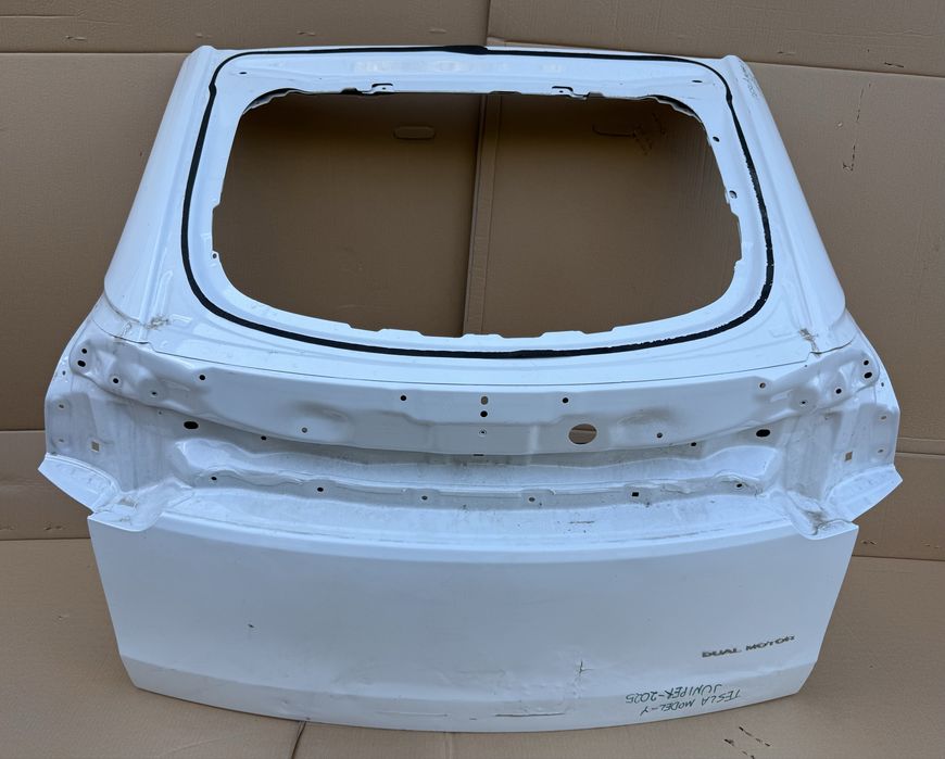 Капак Tesla Model Y JUNIPER 2025
