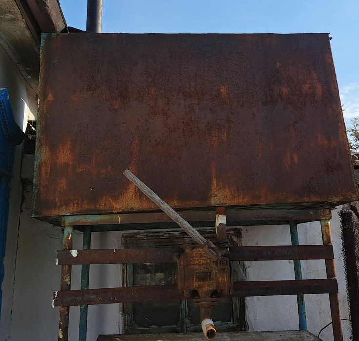 Метал 5мм ,емкости