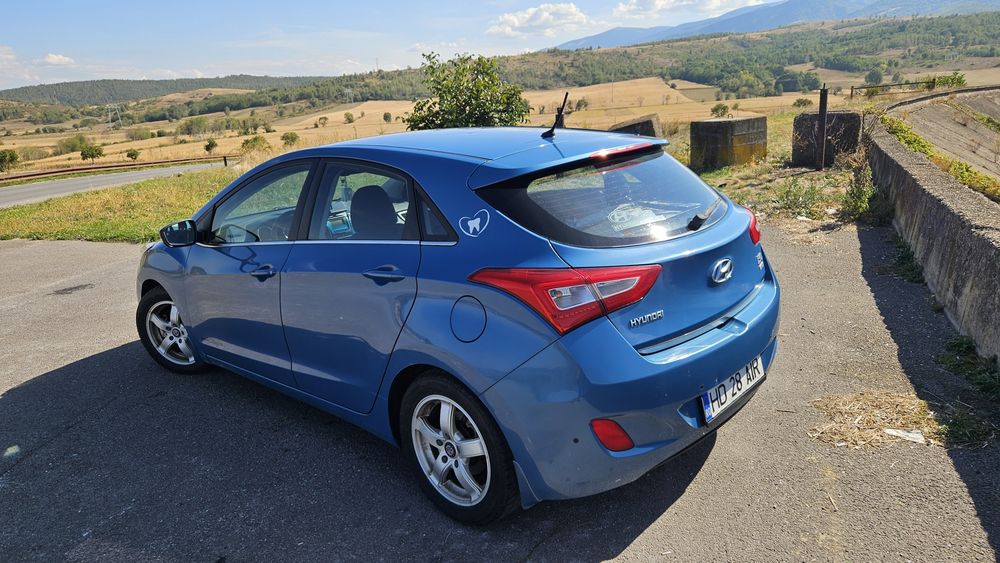 HYUNDAI I30