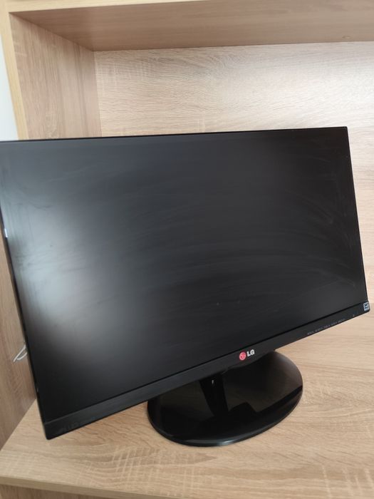 Монитор LG 23 inch