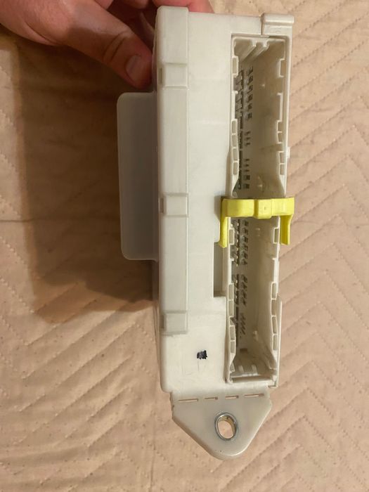 BSI Модул Lexus is 220d