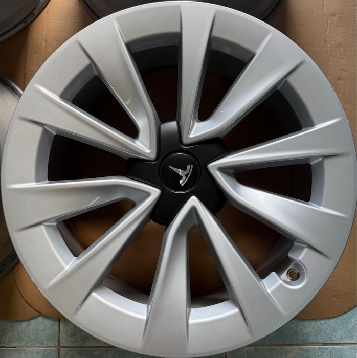 Jante Tesla Model 3