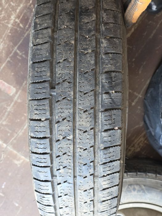 Продам резину на Газель