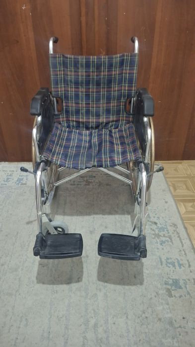 Инвалидная коляска