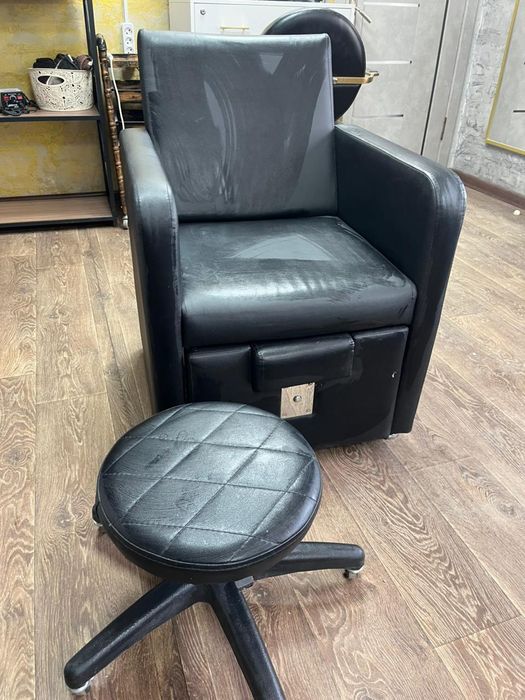 Продам педикюрное кресло