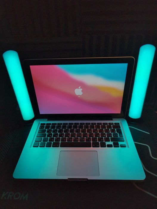 Apple Macbook - 264 cicluri + incarcator, 350 lei sau schimb cu tablet