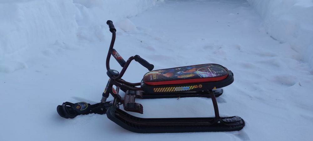 Продам детский снегокат